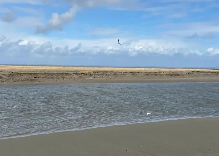 Freistehendes In Mit Terrasse By Interhome *